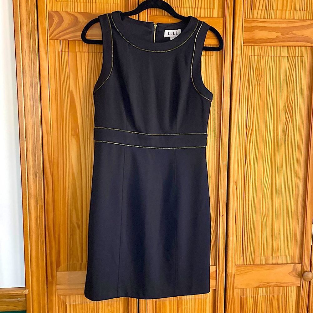 ELLE Little Black Dress with Zipper Accents Size 6